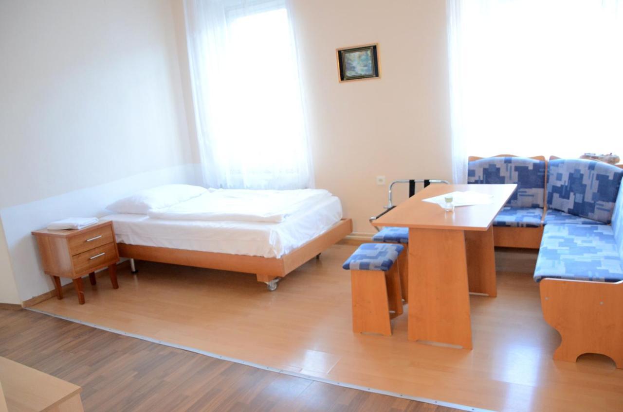 Penzion Mlýnický Dvůr Červená Voda Exteriér fotografie